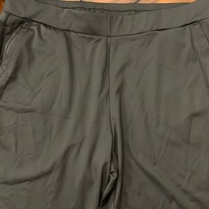 Men’s Elastic Waist Drawstring Shorts
